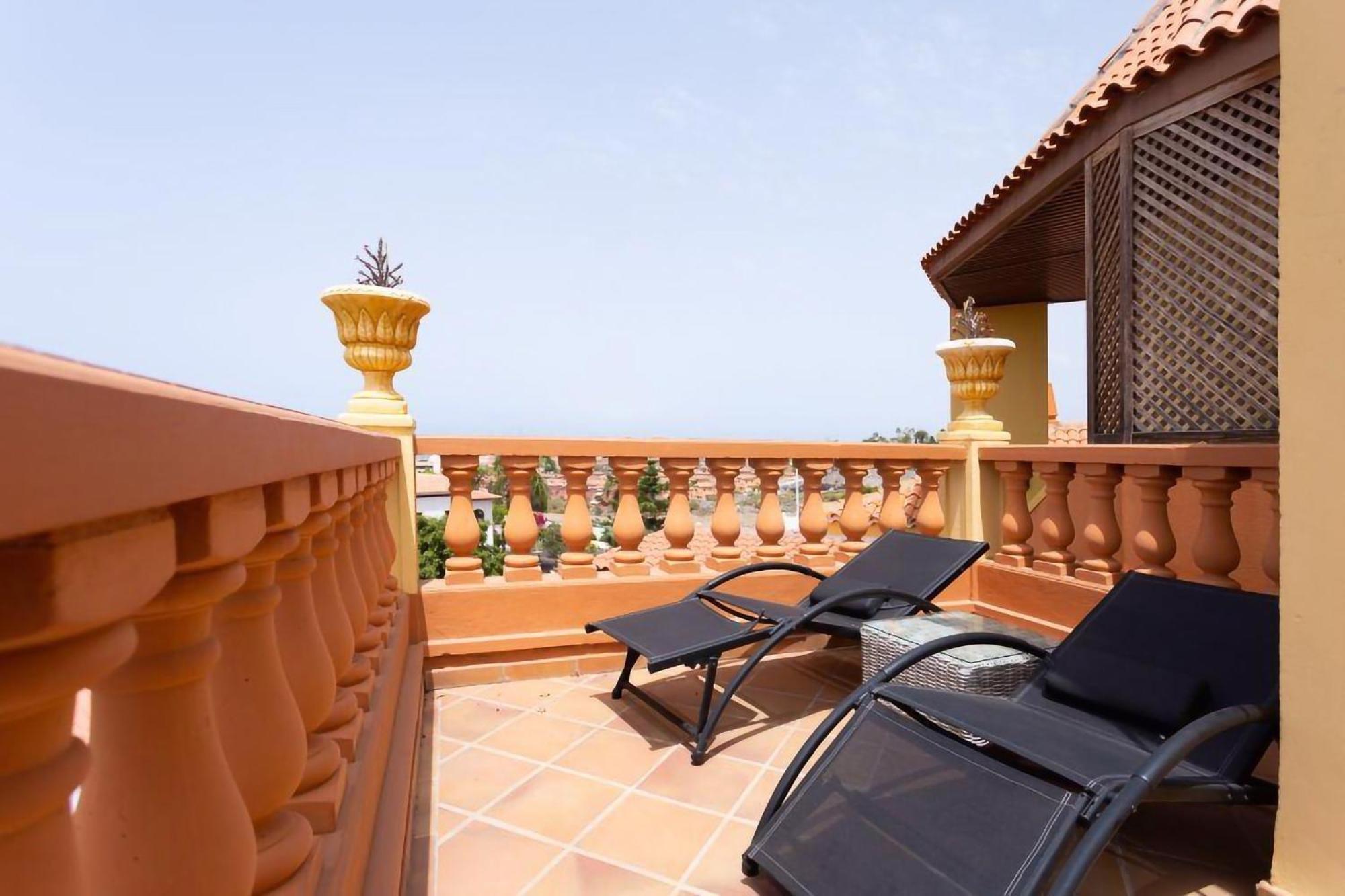 Eden Elite Palace Apartment *